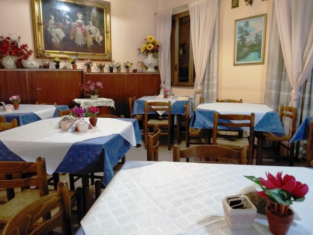 Hotel Eliseo Giardini Naxos Exterior foto